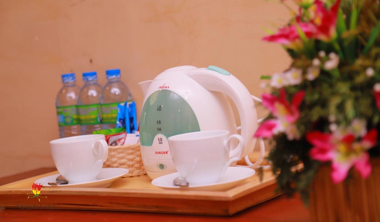 Hotel Niyagala Lodge Сигирия Екстериор снимка